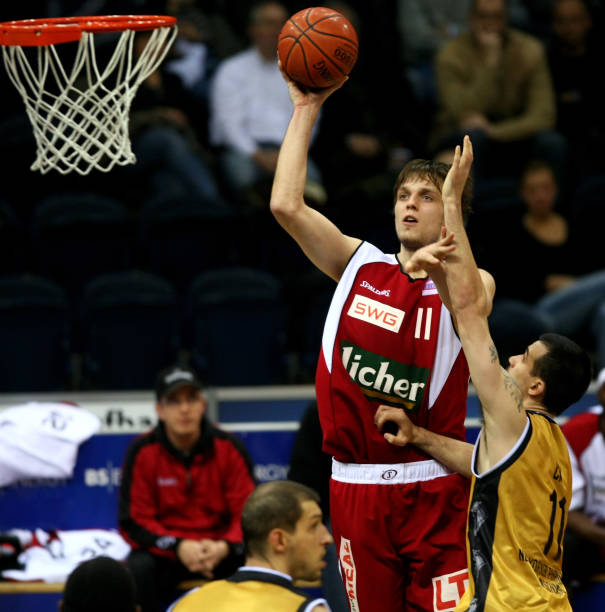 度上取决于 度上取决于