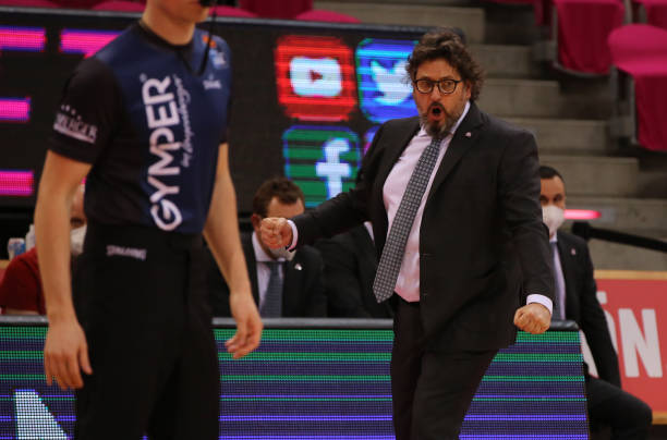 员的依赖 员的依赖